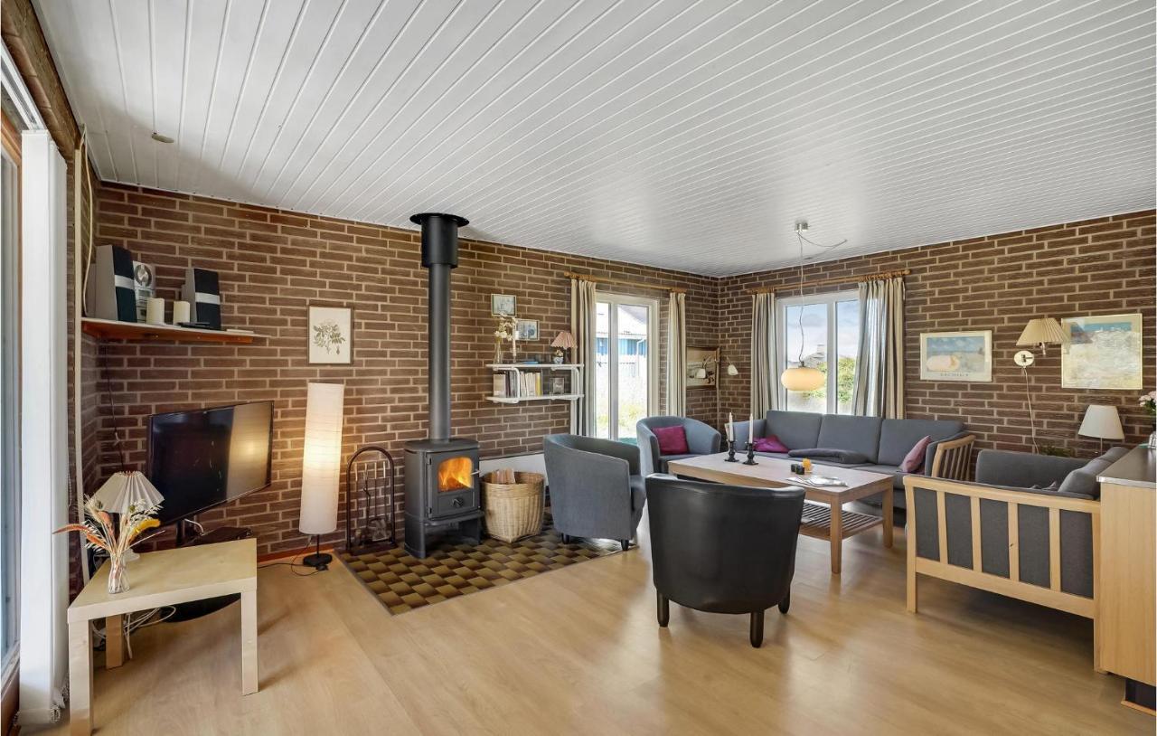 Cozy Home In Thisted With Wifi Klitmøller Εξωτερικό φωτογραφία